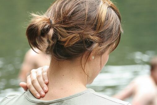 Neck pain in cervical osteochondosis