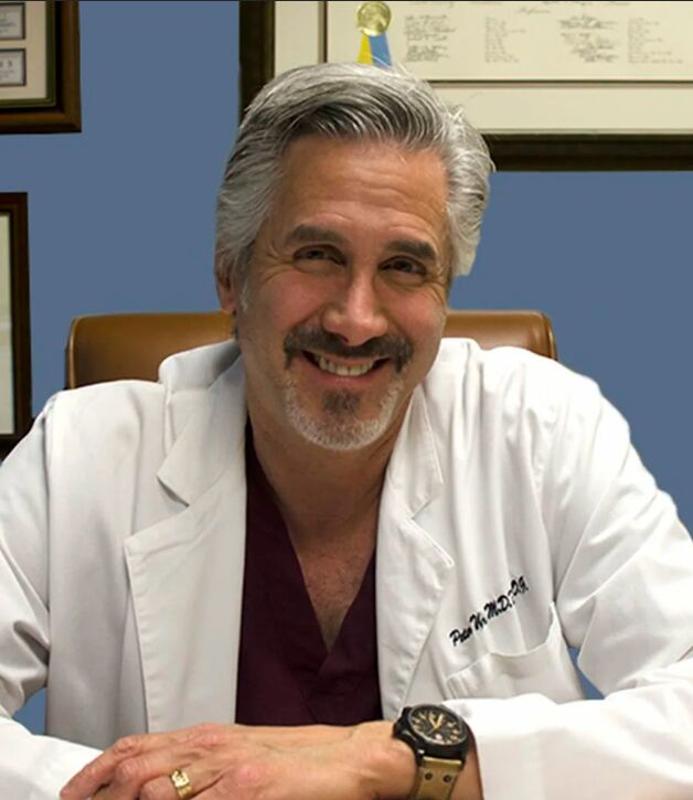 Doctor orthopedic Ykharo Mathaus